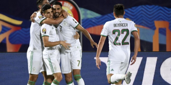 صورة منتخب الجزائر إلى نهائي كأس إفريقيا بهدف قاتل