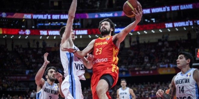 صورة إسبانيا تهزم الأرجنتين وتتوج بمونديال السلة