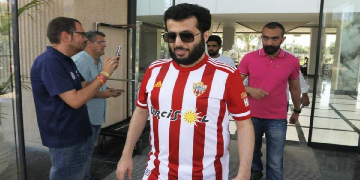 صورة آل الشيخ يستقر على اللاعب العربي الأول الذي سيضمه إلى ألميريا