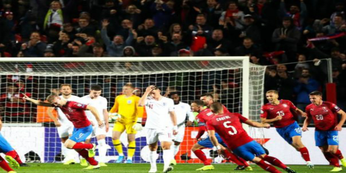 صورة منتخب التشيك يُسقط إنجلترا بهدفين في تصفيات يورو 2020