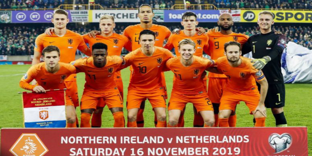 صورة هولندا تتأهل رسميا إلى يورو 2020 عقب تعادلها مع إيرلندا الشمالية