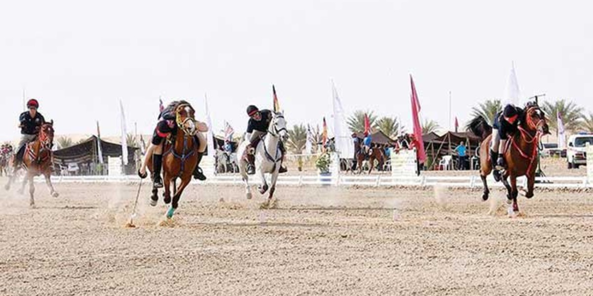 صورة سبع ميداليات للمغرب في بطولة الصداقة الخليجية لالتقاط الأوتاد في أبوظبي