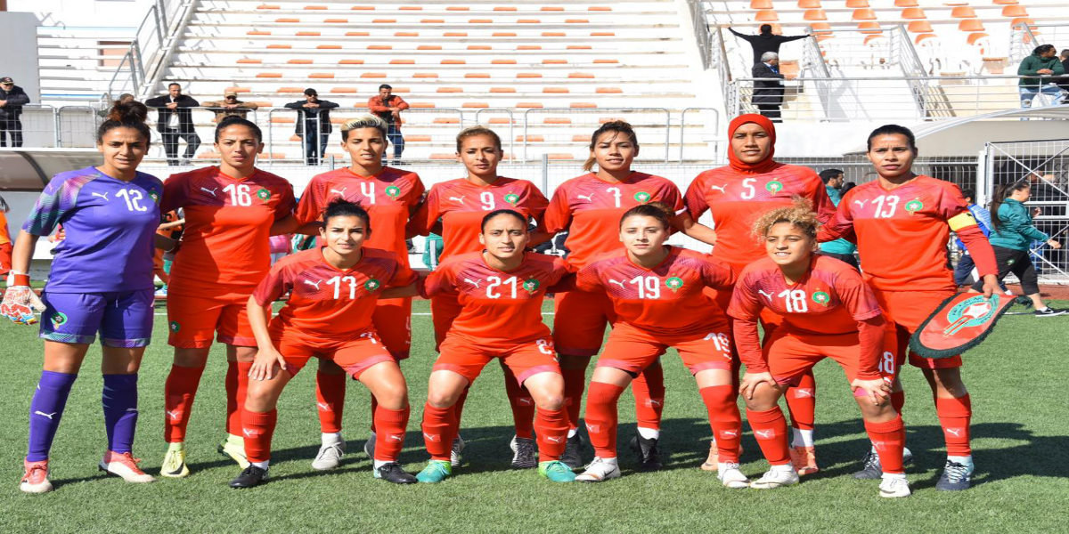 صورة المنتخب المغربي لكرة القدم النسوية يدخل تجمعا اعداديا بمركز محمد السادس
