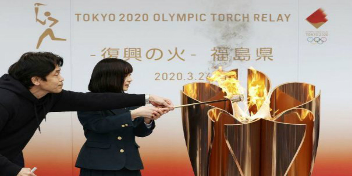 صورة تسليم الشعلة الأولمبية إلى بلدية فوكوشيما خلال حفل هادئ