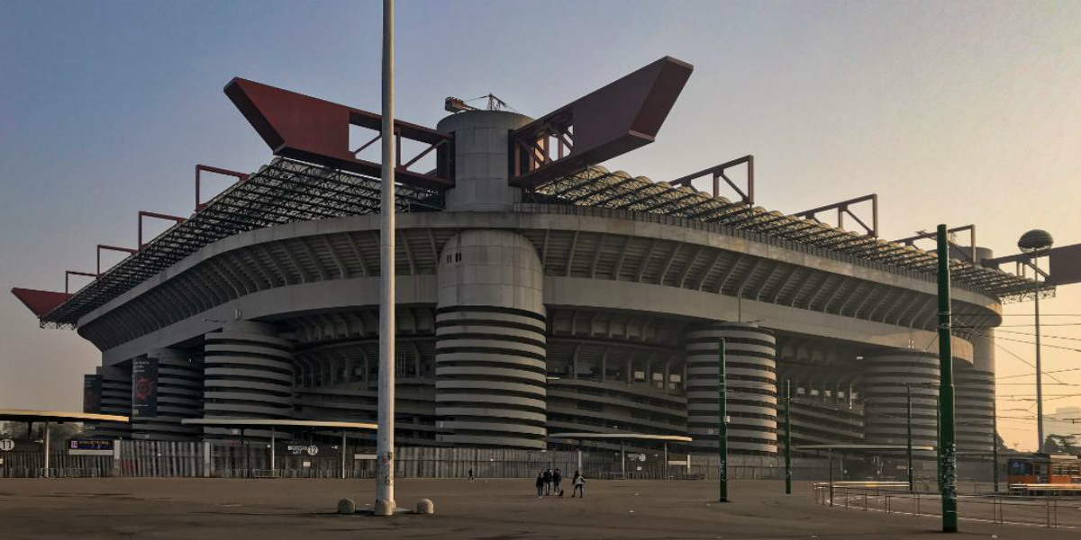 صورة ملعب “سان سيرو” في ميلانو مهدد بالهدم