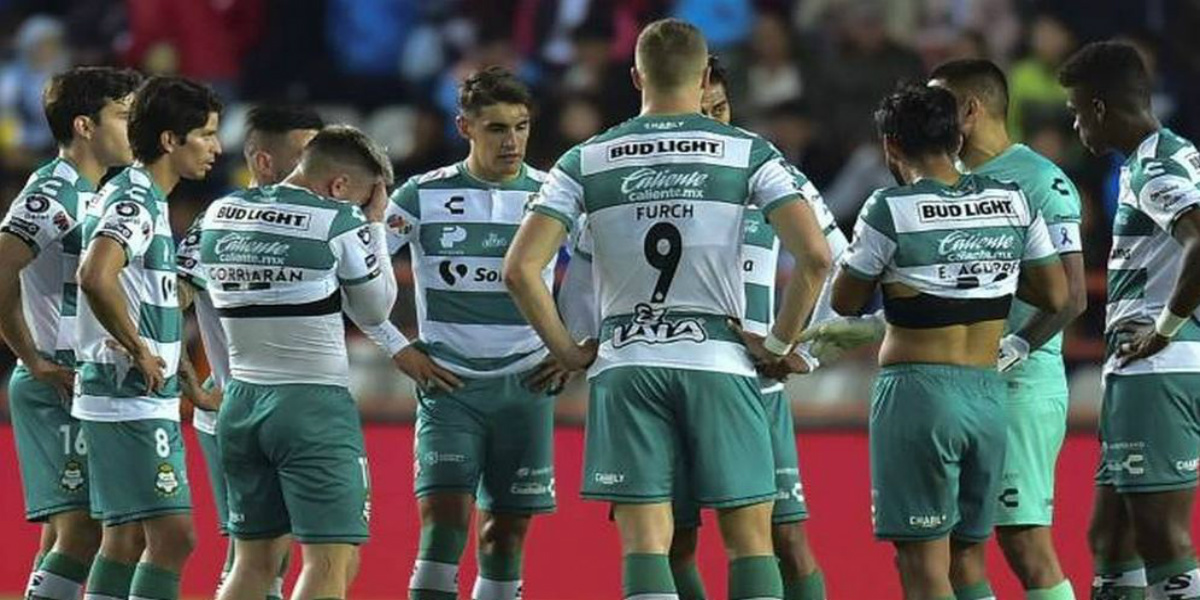 صورة نادي مكسيكي يُسجل إصابة 15 لاعبا بفيروس “كورونا”