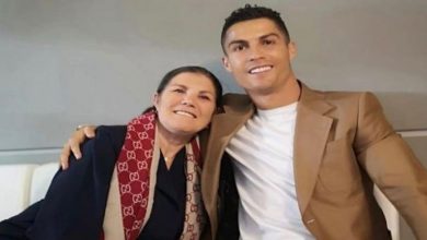صورة رونالدو يمنع والدته من حضور المباريات