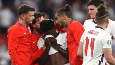 صورة اعقالات بسبب إساءات عنصرية ضد لاعبي منتخب إنجلترا