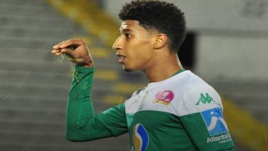 صورة الرجاء الرياضي يوقف انتصارات شباب السوالم ويتفوق عليه بثلاثية -فيديو