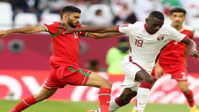 صورة قطر تخطف فوزا قاتلا أمام عمان وتعبر لربع نهائي كأس العرب -فيديو