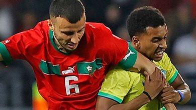 صورة الكاف يحسم في هوية حكام مباراة المغرب وجنوب إفريقيا وتوقيتها