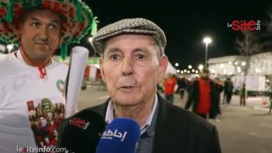صورة والد وليد الركراكي حاضر في مباراة المغرب والبرازيلي ويوجه رسالة لابنه- فيديو