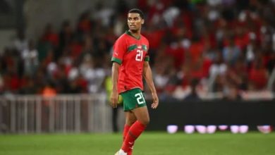 صورة وليد الركراكي: شكرا أمين عدلي لأنه أصر على تمثيل المنتخب المغربي رغم وفاة والدته