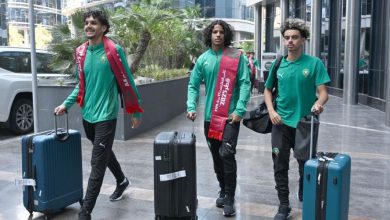صورة استقبال حار للمنتخب المغربي للفتيان بقطر تحسبا لكأس العالم
