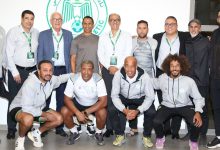 صورة زيات يجتمع بمدربي الرجاء وهذه خلاصة اللقاء