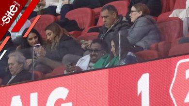 صورة الشاب خالد يشجع المنتخب الجزائري من ملعب مولاي الحسن بالرباط- فيديو