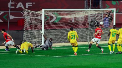 صورة مصر تقلب الطاولة على زيمبابوي وتفوز في الوقت القاتل من المباراة