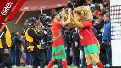 صورة لحظة مؤثرة.. بكاء حكيمي بعد التأهل لنهائي كأس إفريقيا -فيديو