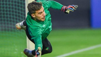 صورة الرجاء يفاجئ حارسه لمهدي لحرار