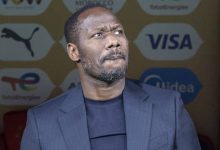 صورة بعد انسحابه من النهائي.. مدرب السنغال يصعد ويهدد بالانسحاب من “الكاف”