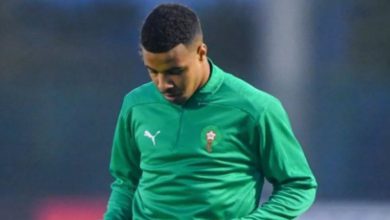 صورة حمزة إيغامان يستنجد بطبيب المنتخب المغربي