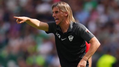 صورة مدرب الإكوادور: “المنتخب المغربي قوي وسنواجه المجهول أمامه”
