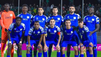 صورة إجراء من مسؤولي الدفاع الجديدي يرفع من معنويات وحماس اللاعبين أمام الوداد