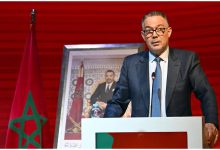 صورة المصادقة على التقريرين الأدبي والمالي لجامعة الكرة خلال أشغال الجمع العام