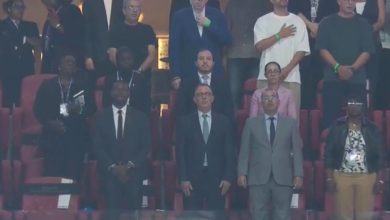 صورة وهبي يخطف الأنظار في مباراة المغرب والجزائر