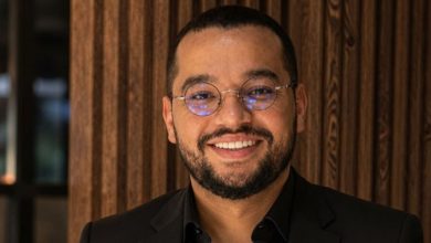 صورة العسري يوجه وعده الأول لجماهير الوداد بعد فوزه برئاسة النادي
