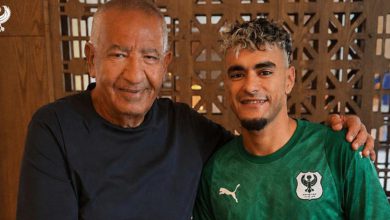 صورة بالكشف عن القيمة المالية للصفقة.. المصري البورسعيدي يعلن ضمه لعبد الله الزياني