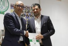 صورة رسميا.. الرجاء ينهي مهام مديره الرياضي