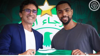 صورة قصة غريبة بين لاعب الرجاء الجديد والدولار الأمريكي