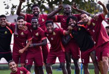 صورة نجم برشلونة السابق يخطف الأنظار في تداريب الجيش الملكي