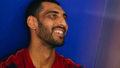 صورة “صلاة الجمعة” تدفع لاعب برشلونة لانتقاد منظمي مونديال الأندية لكرة اليد