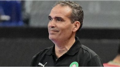 صورة الدكيك: “التتويج الرابع يعني عملا وانضباطا يوميا وهدفنا مقارعة كبار العالم”