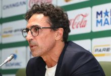صورة الضغط يحاصر المدير الرياضي بسبب عقد أحد نجوم الرجاء